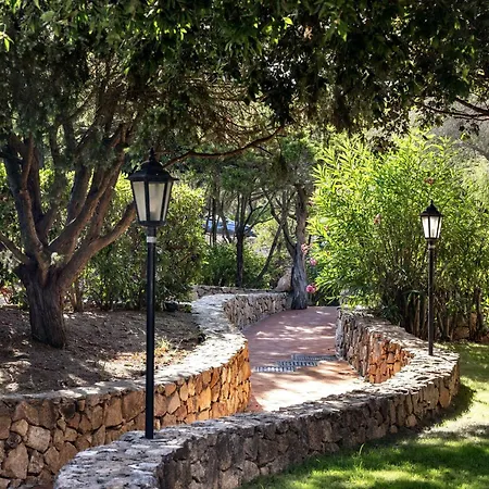 Apartment Holiday Residence Il Giardino Degli Oleandri In Porto Cervo