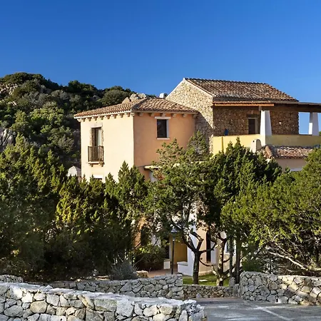 Holiday Residence Il Giardino Degli Oleandri In Porto Cervo *